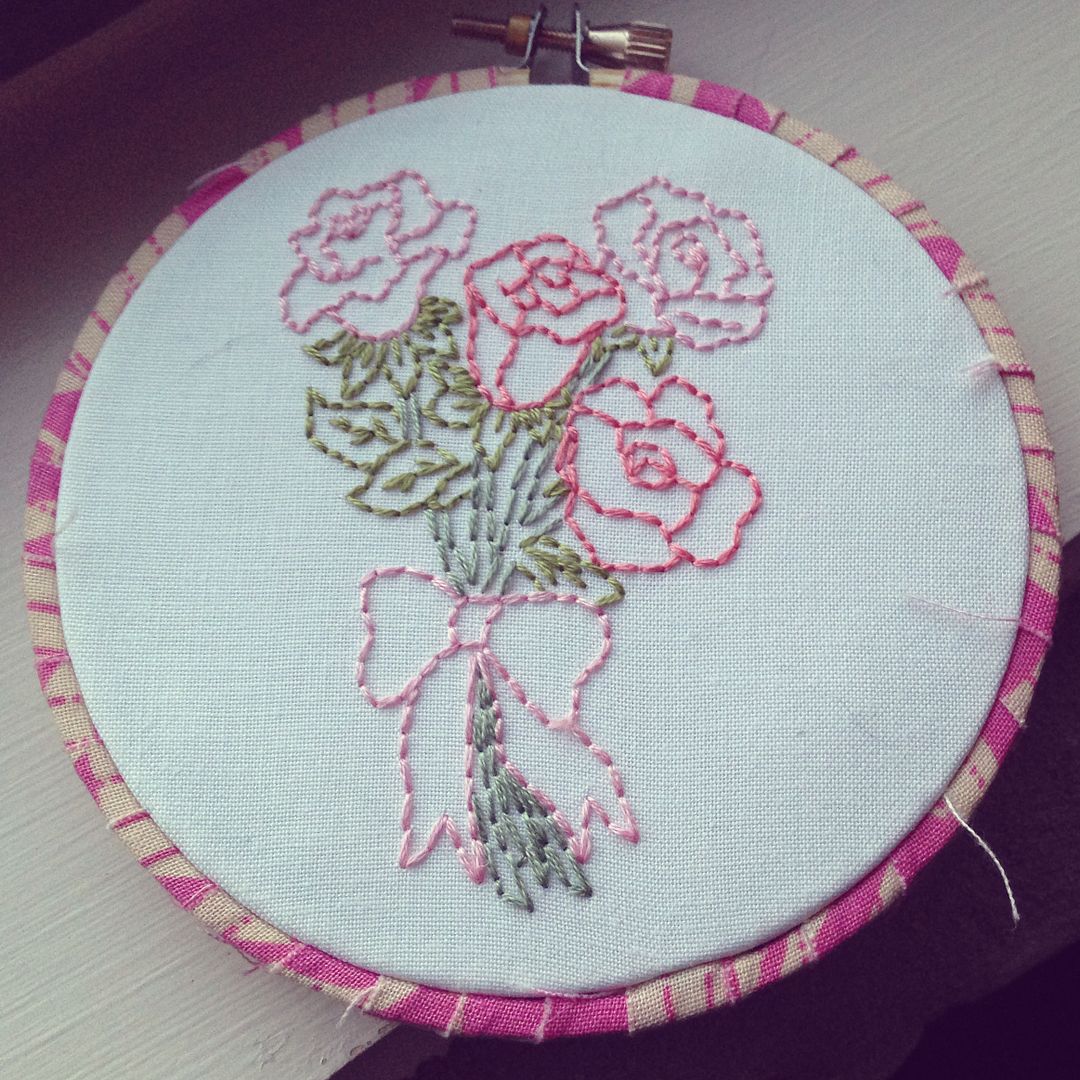 Rose Bouquet Embroidery Hoop // Ten Feet Off Beale http://www.tenfeetoffbeale.com
