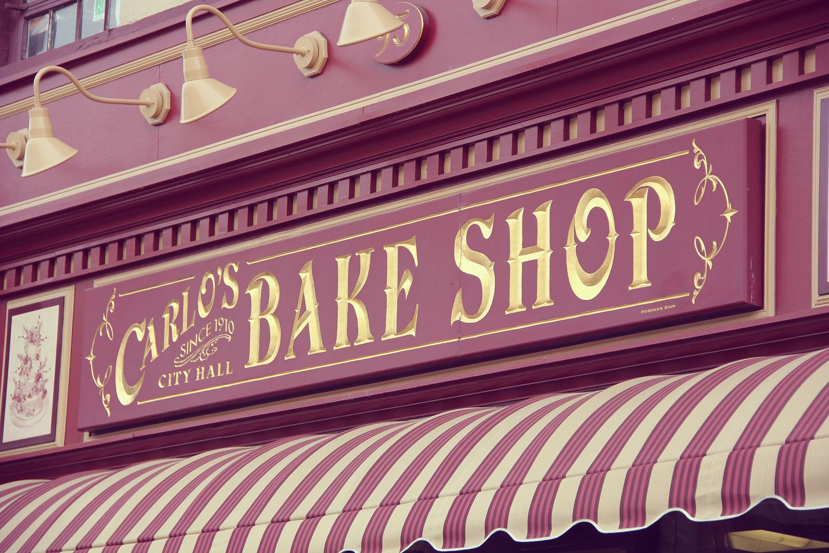 Ten Feet Off Beale visits Carlo's Bakery in Hoboken, New Jersey