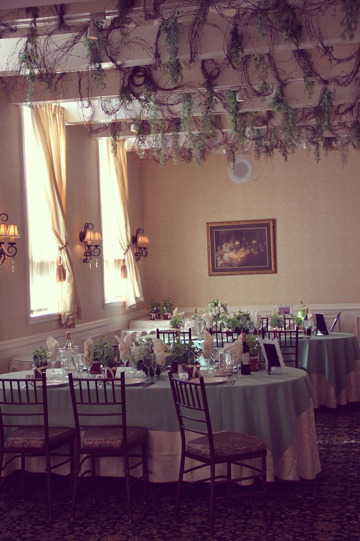 Mint Green Cinderella Themed Bridal Shower // Ten Feet Off Beale http://www.tenfeetoffbeale.com