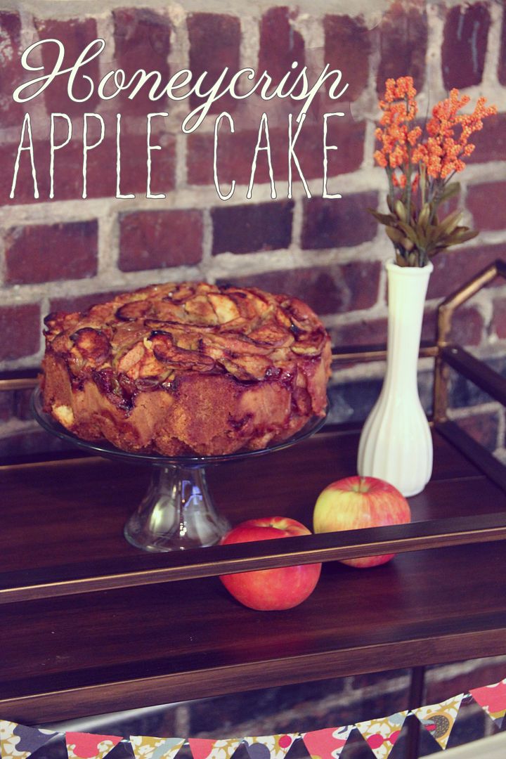 Honeycrisp Apple Cake Recipe // Ten Feet Off Beale http://www.tenfeetoffbeale.com