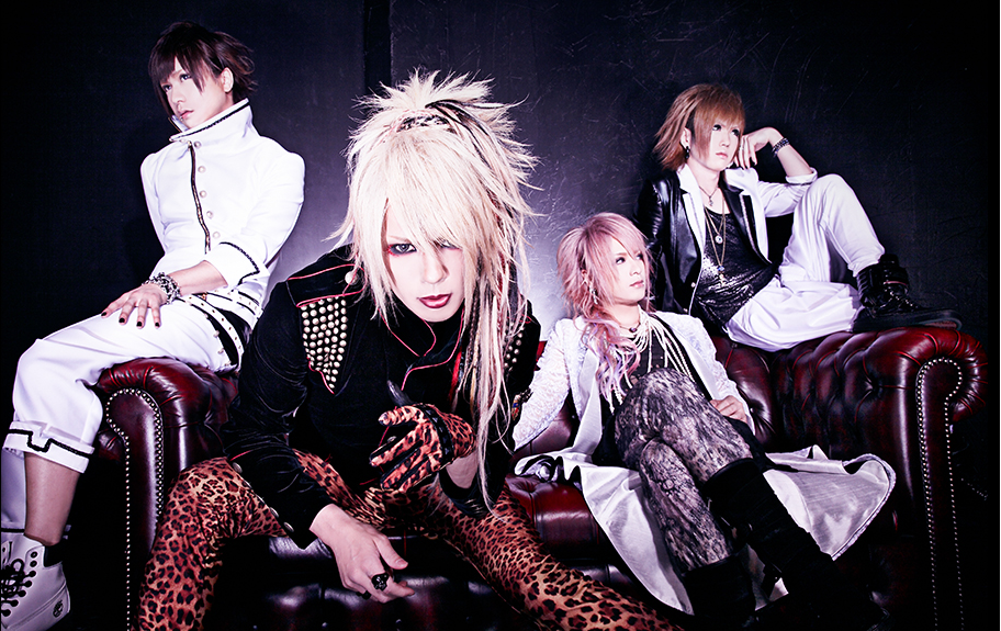 http://i1317.photobucket.com/albums/t631/warywhim/20140517_zps0a677385.png